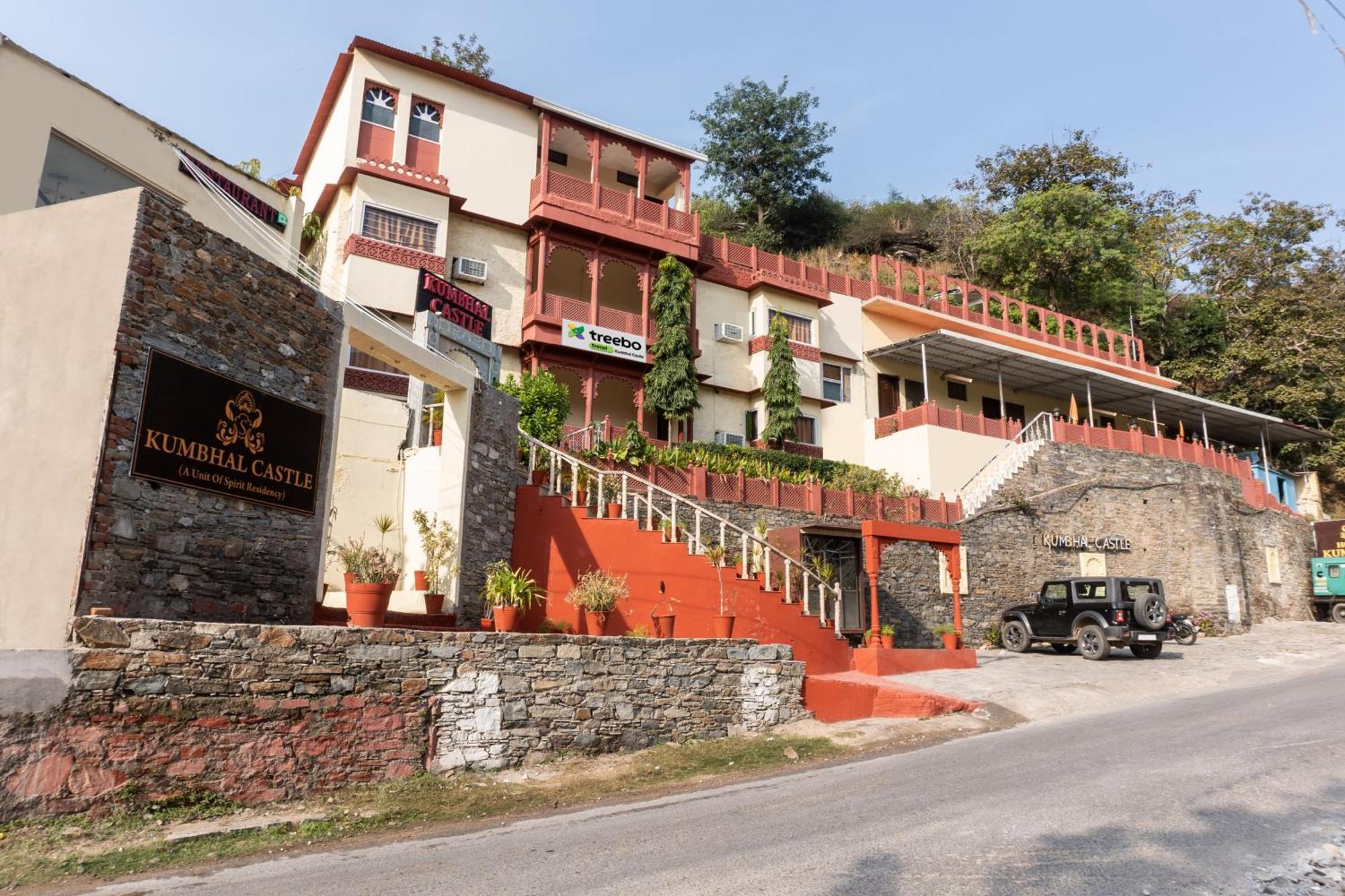 Treebo Kumbhal Castle, 2 Km From Kumbalgarh Fort Hotel Kumbhalgarh Exterior foto